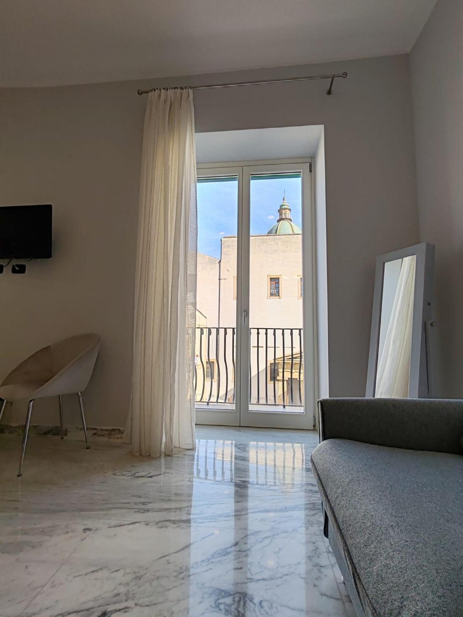 Lily Apartments Palermo Eksteriør bilde